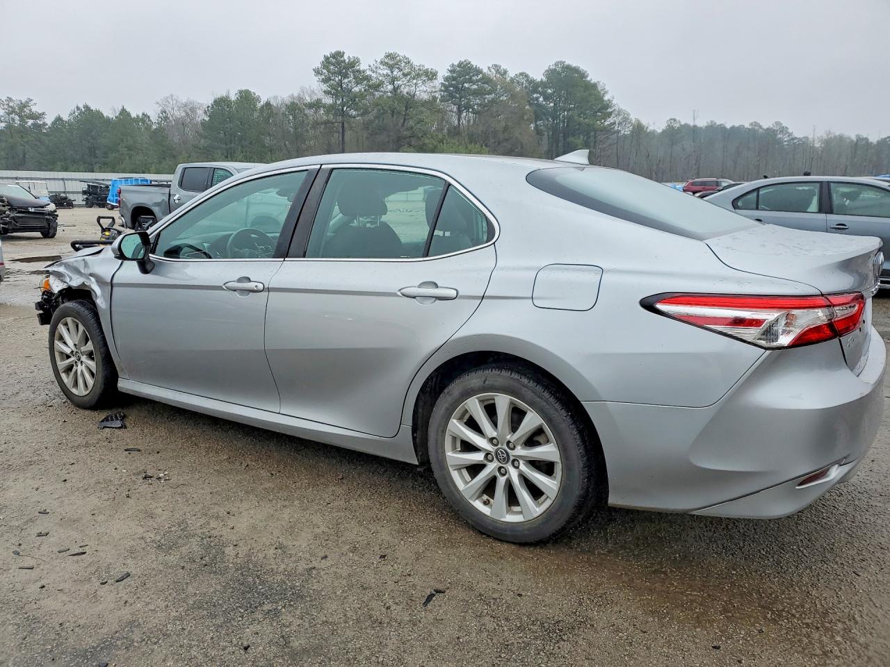 Toyota Camry L