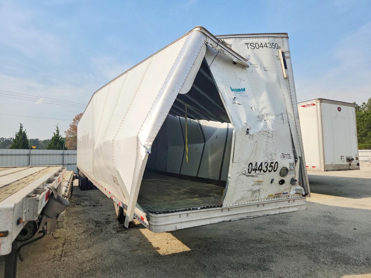 Salvage Hyundai Translead Inc Other Image