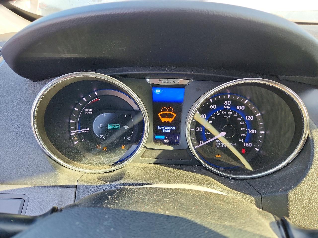 Hyundai SONATA Base