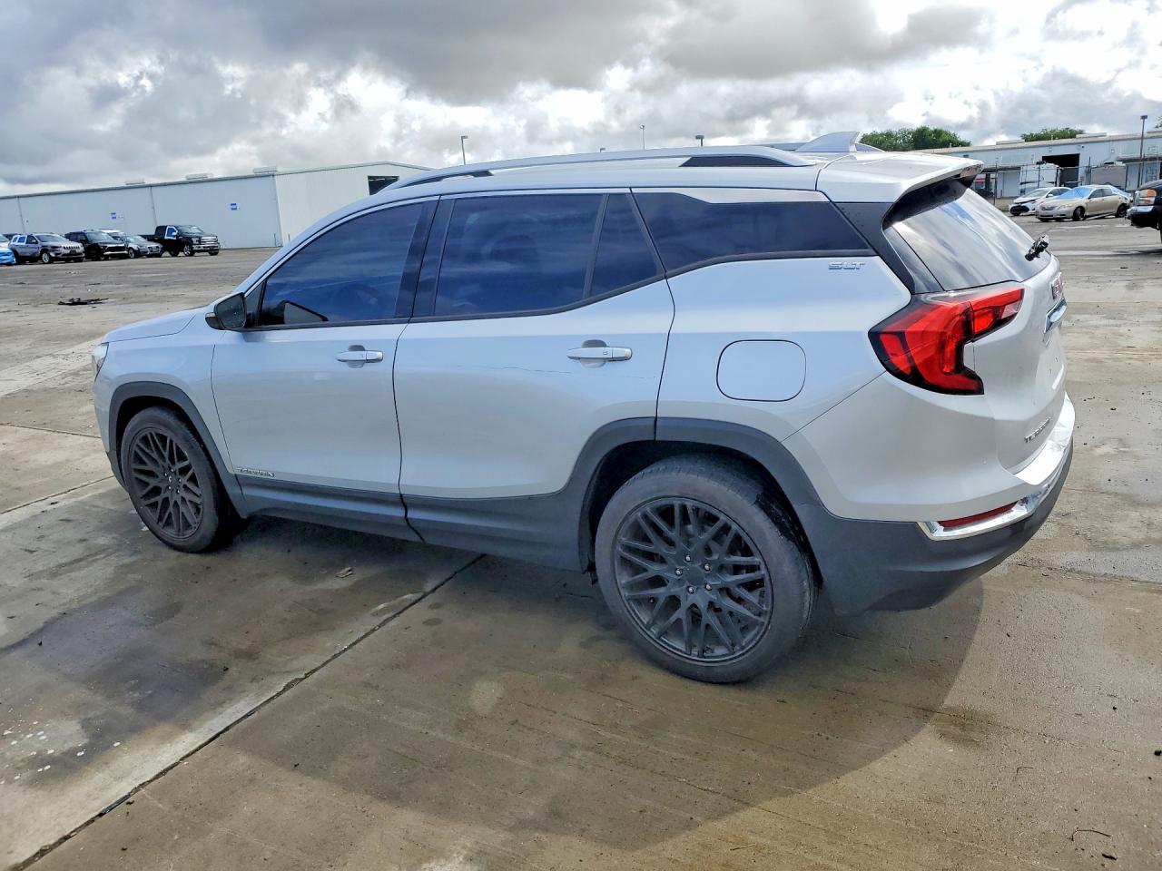 GMC Terrain Slt