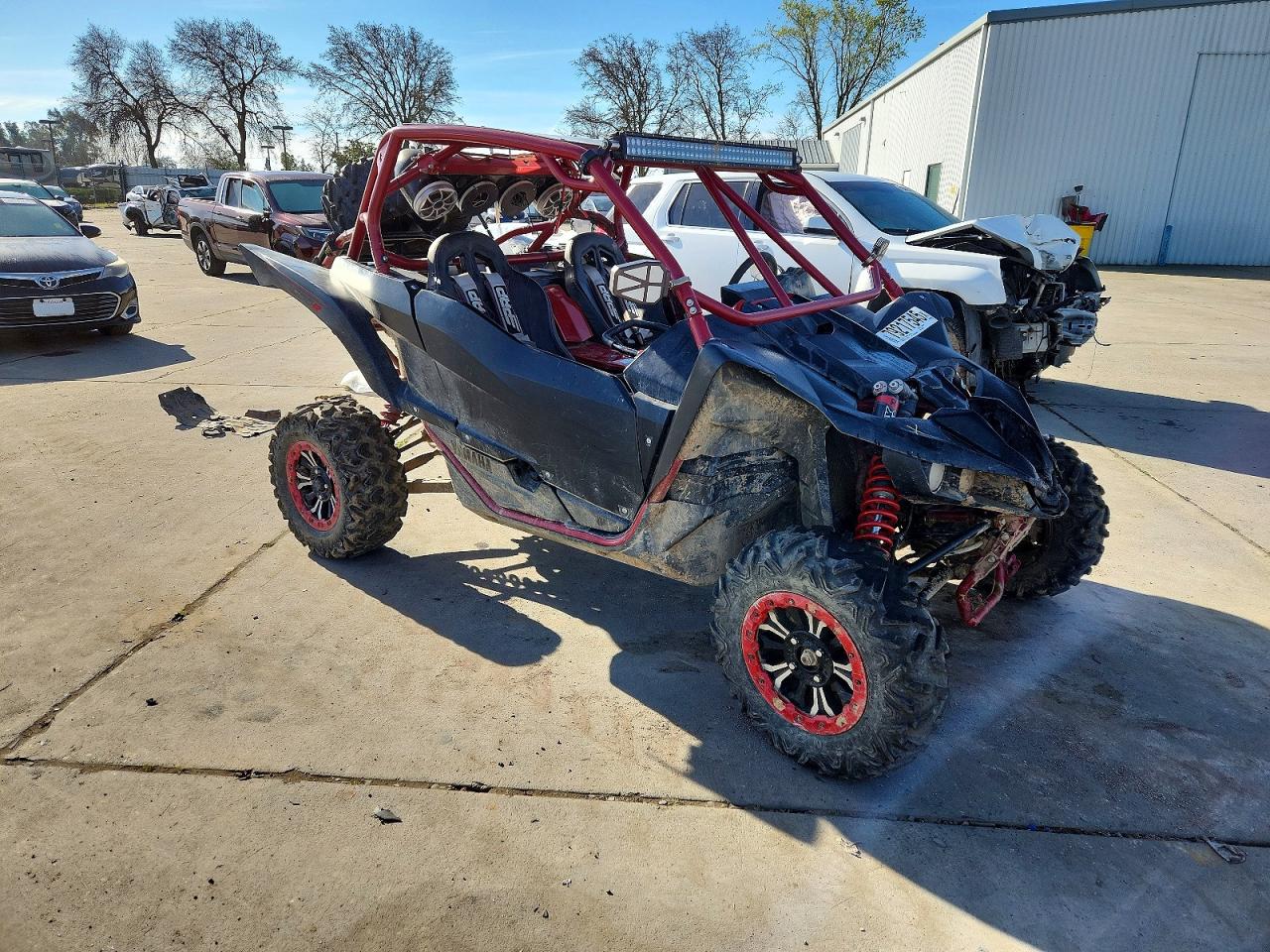 Salvage Yamaha Yxz1000 Image