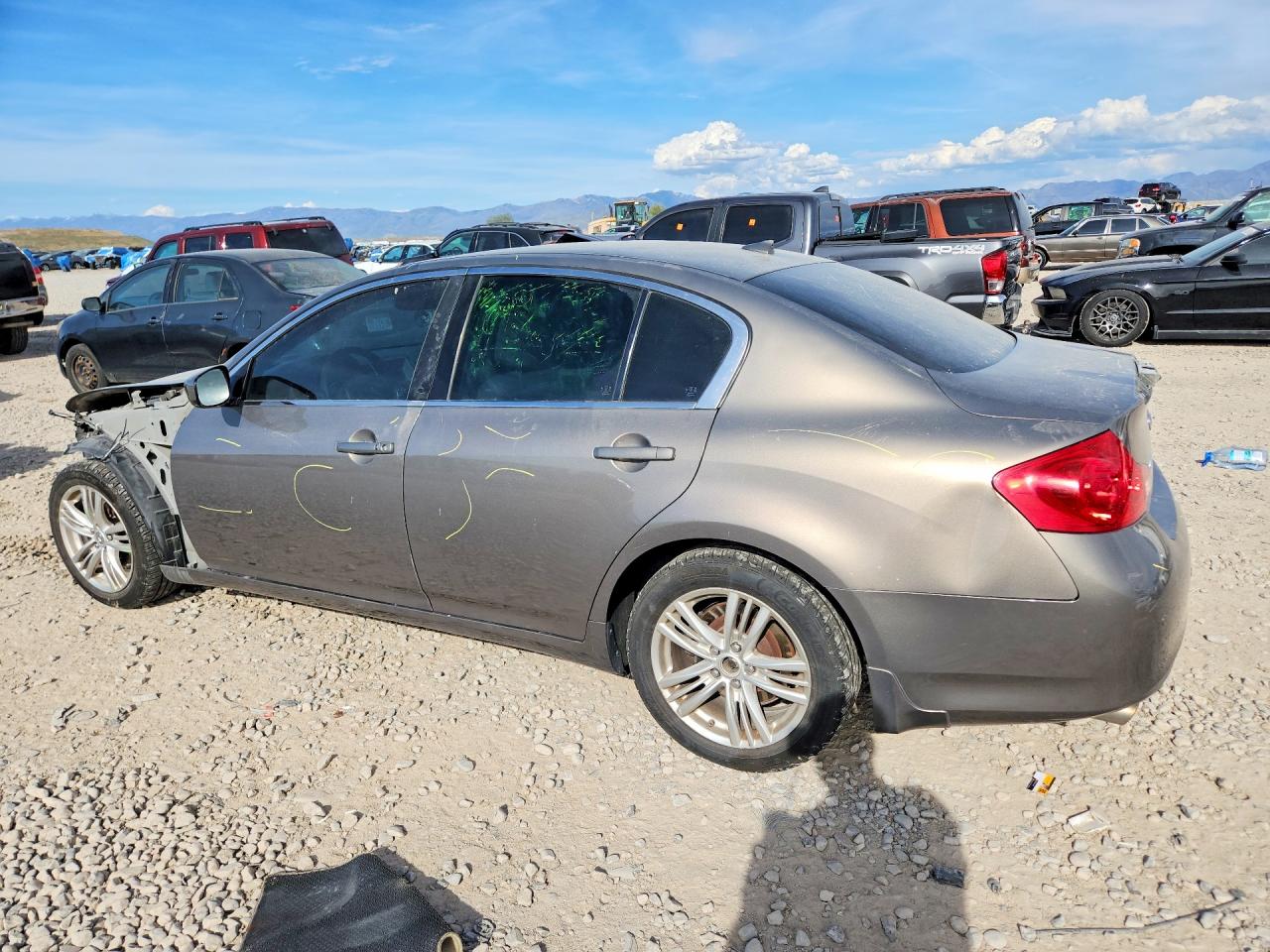 INFINITI G37 X