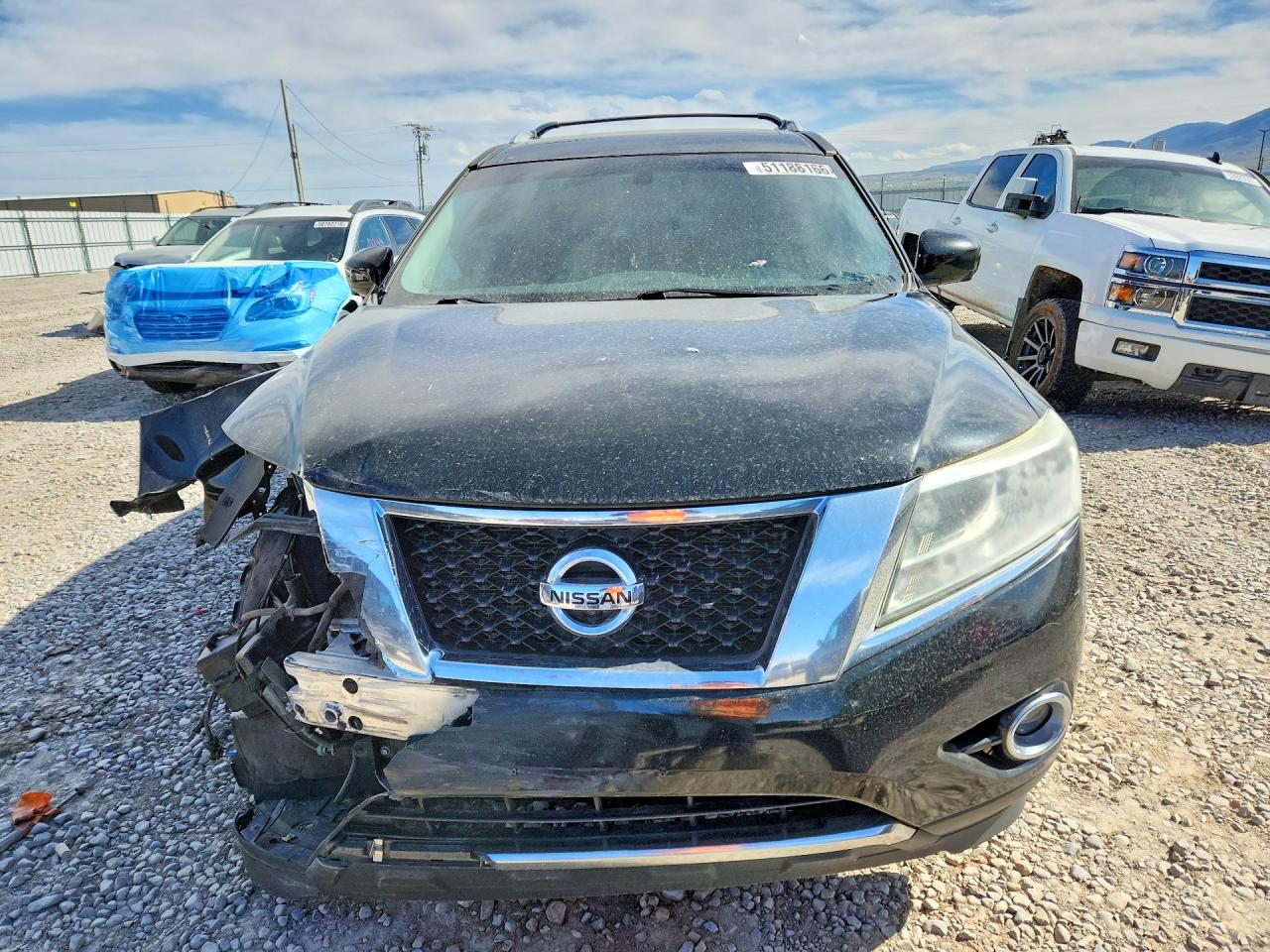 Nissan Pathfinder S