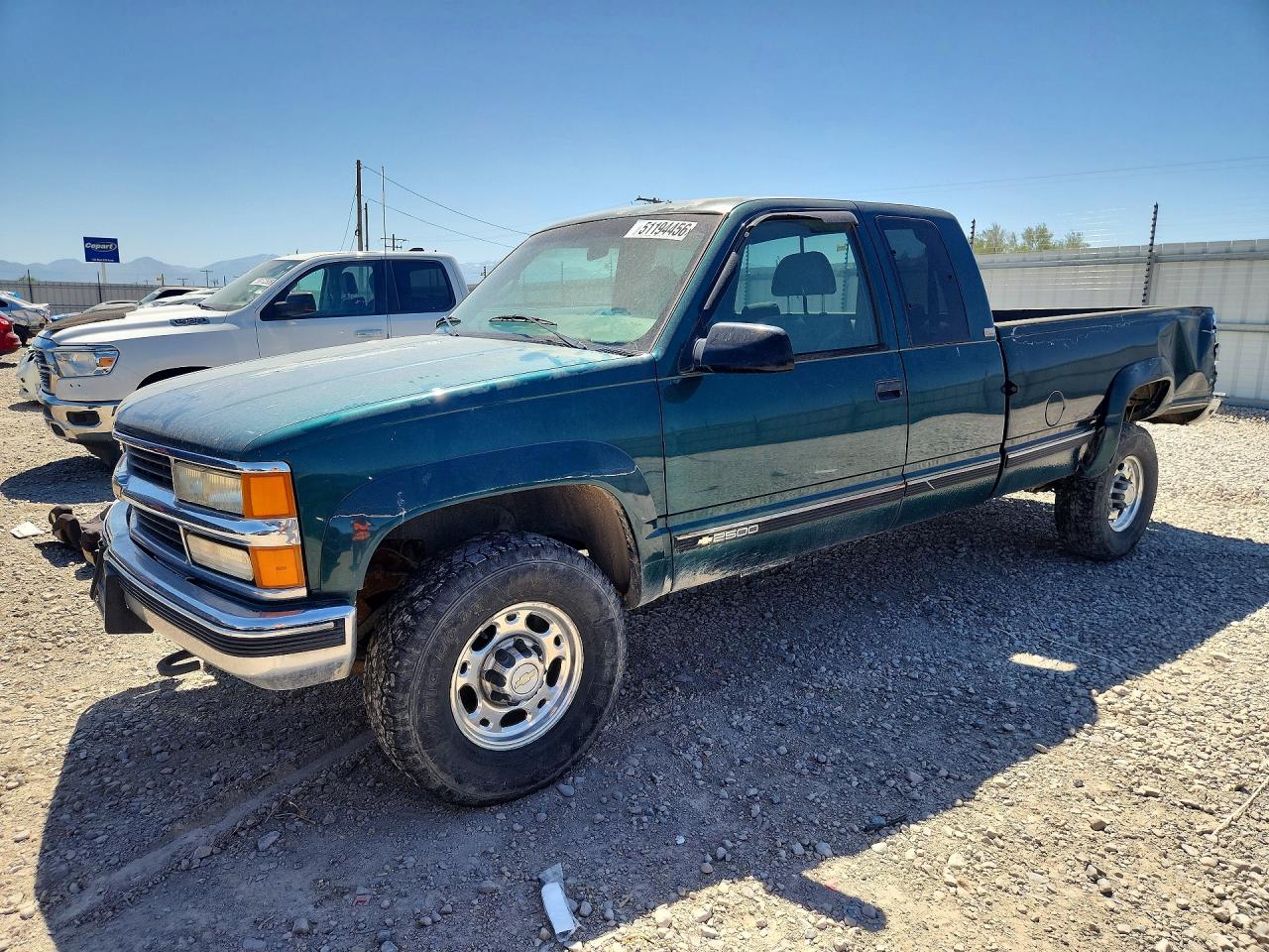 Salvage Chevrolet Gmt Image