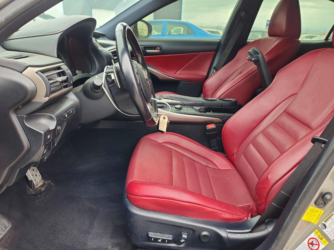 Lexus Is 200t