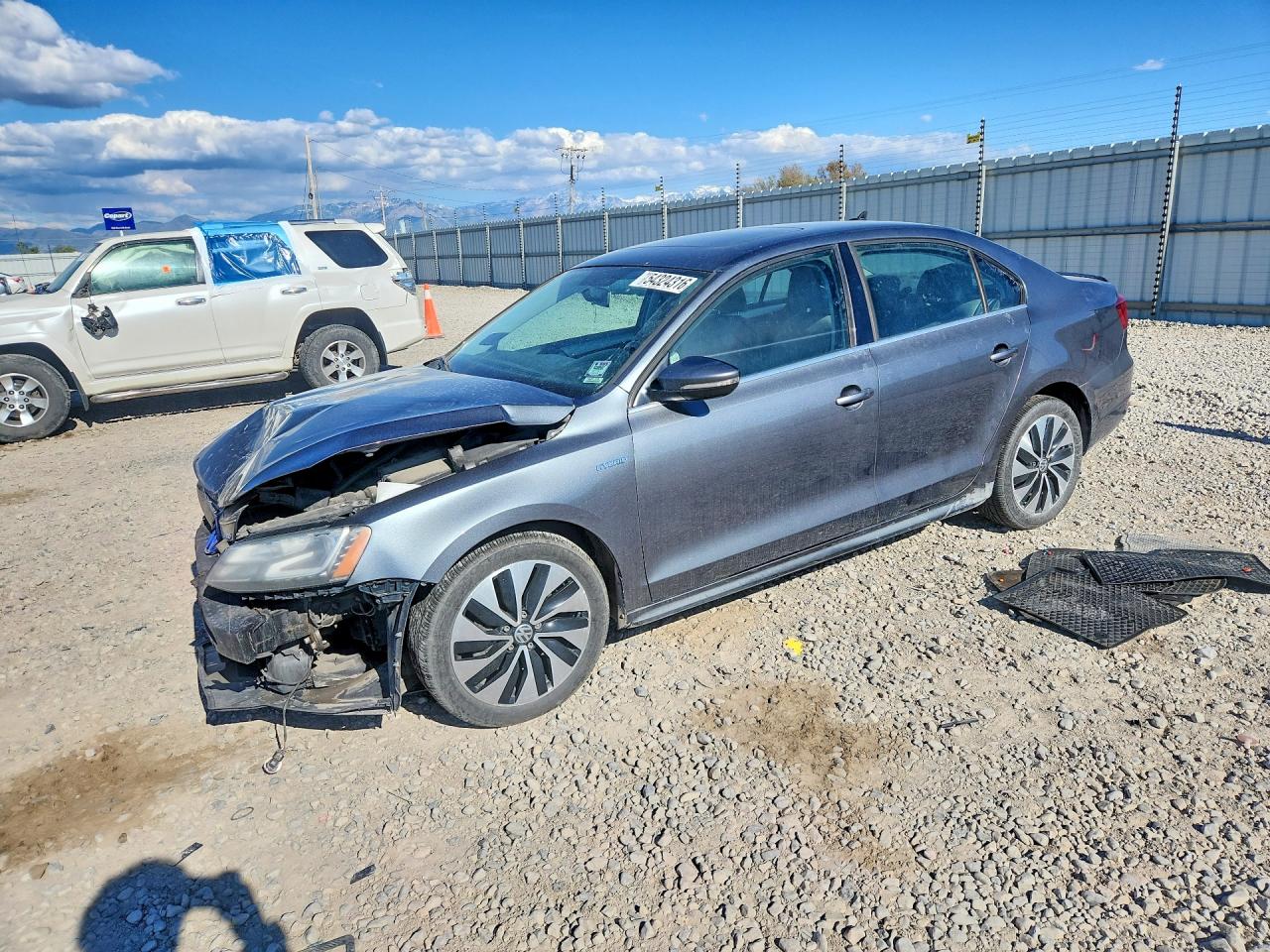 Salvage Volkswagen Jetta Image