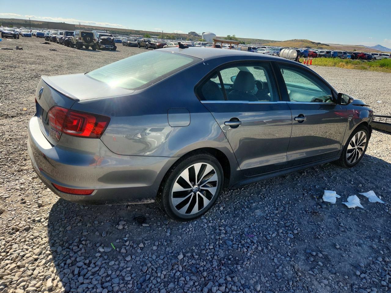 Volkswagen Jetta Hybrid