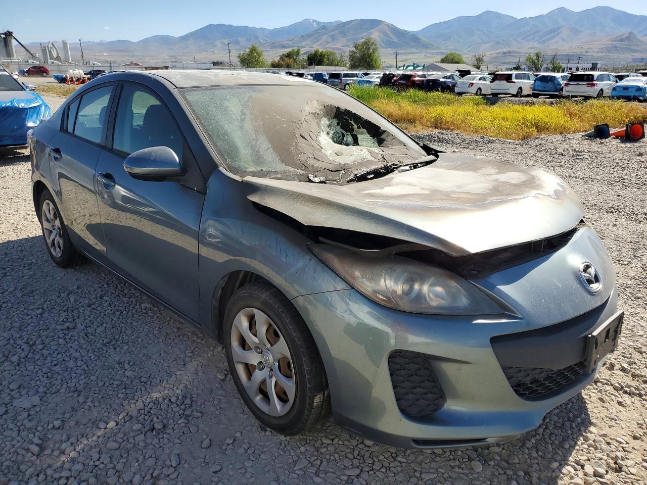 Mazda 3 I