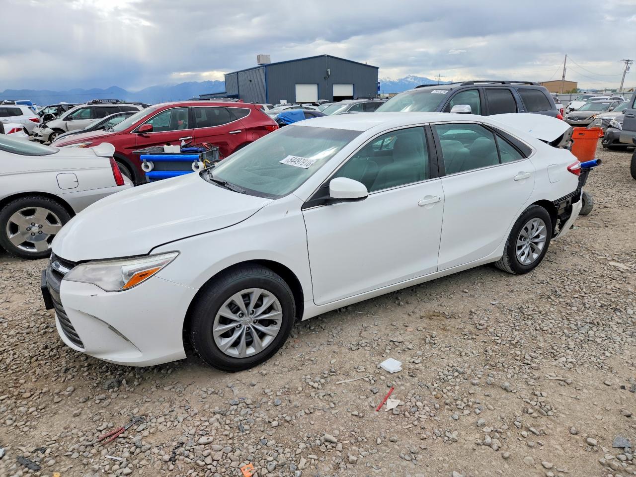 Salvage Toyota Camry Image