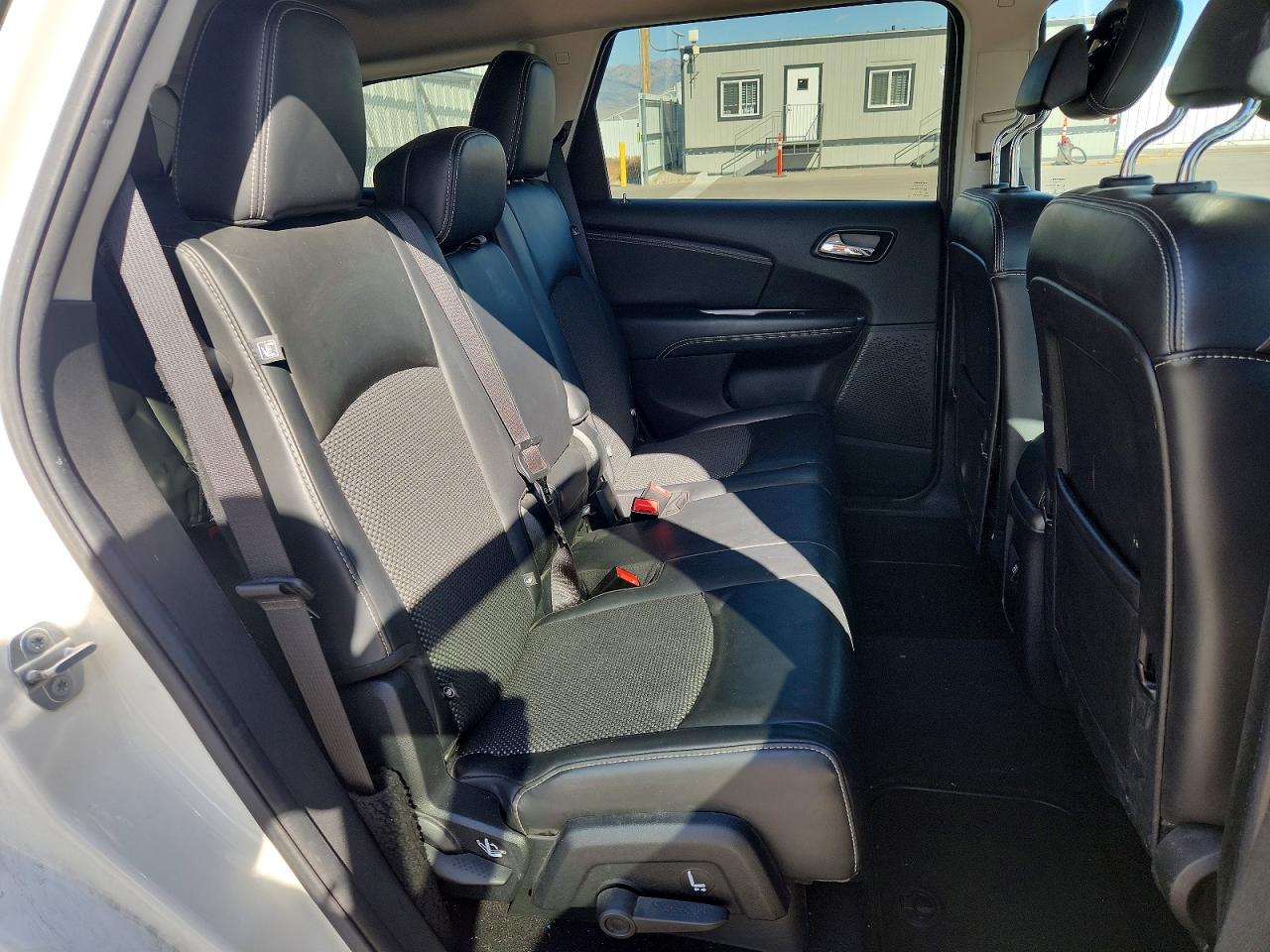 Dodge Journey Crossroad