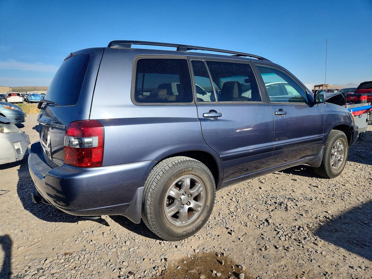 Toyota Highlander Base