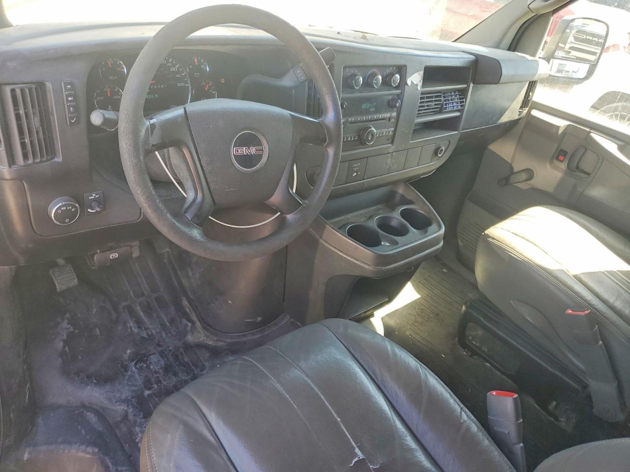 GMC Savana G3500