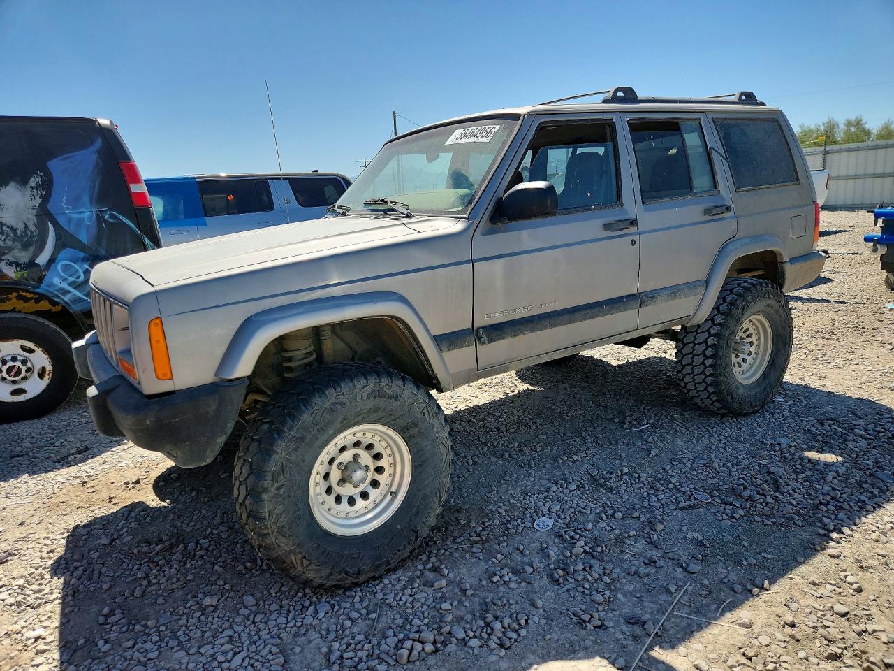 Salvage Jeep Grand Cherokee Image