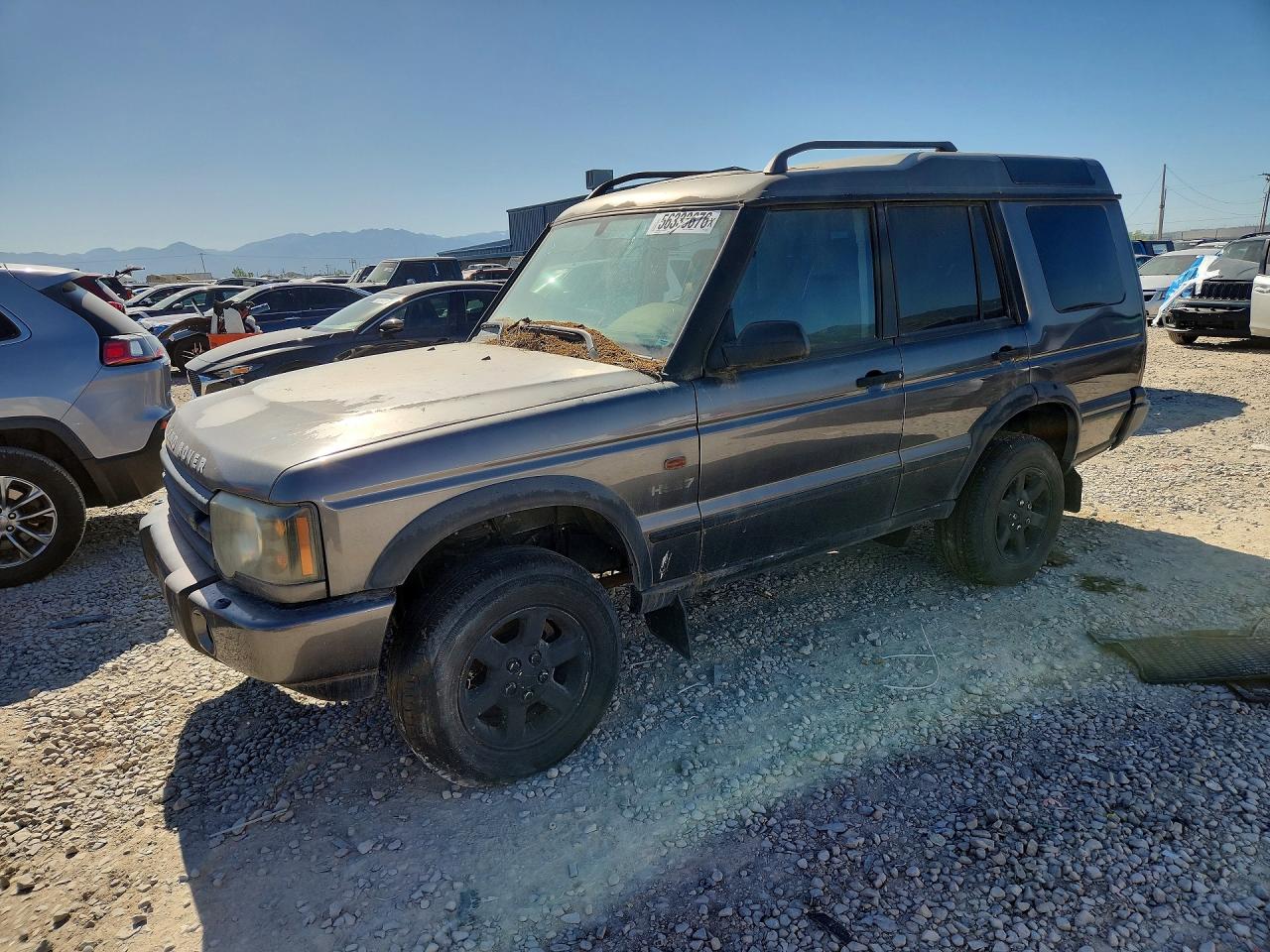 Salvage Land Rover Discovery Image