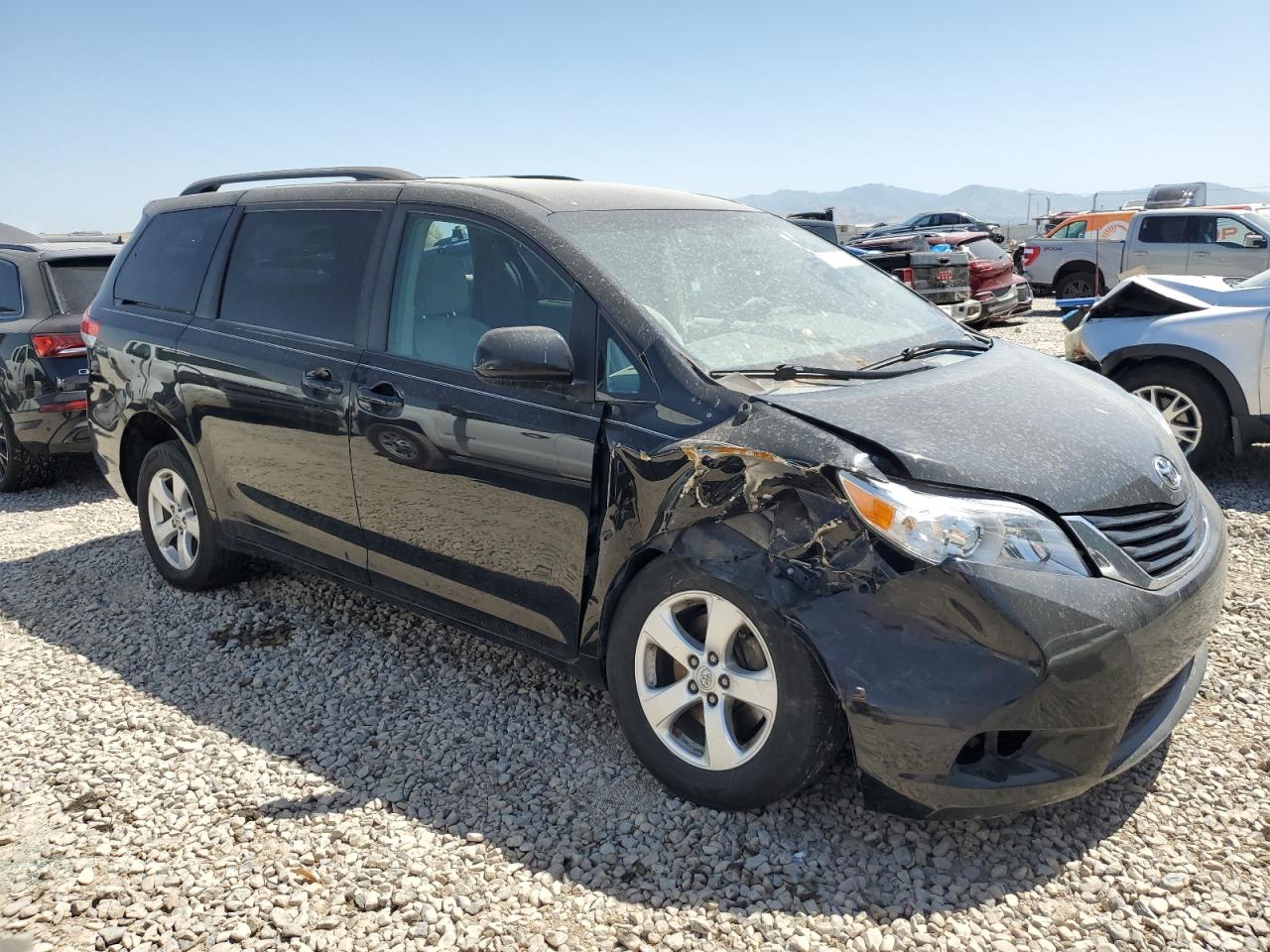 Toyota Sienna Le