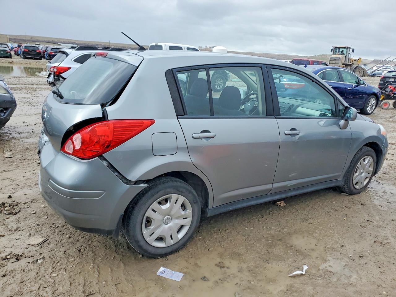 Nissan Versa 1.8 S