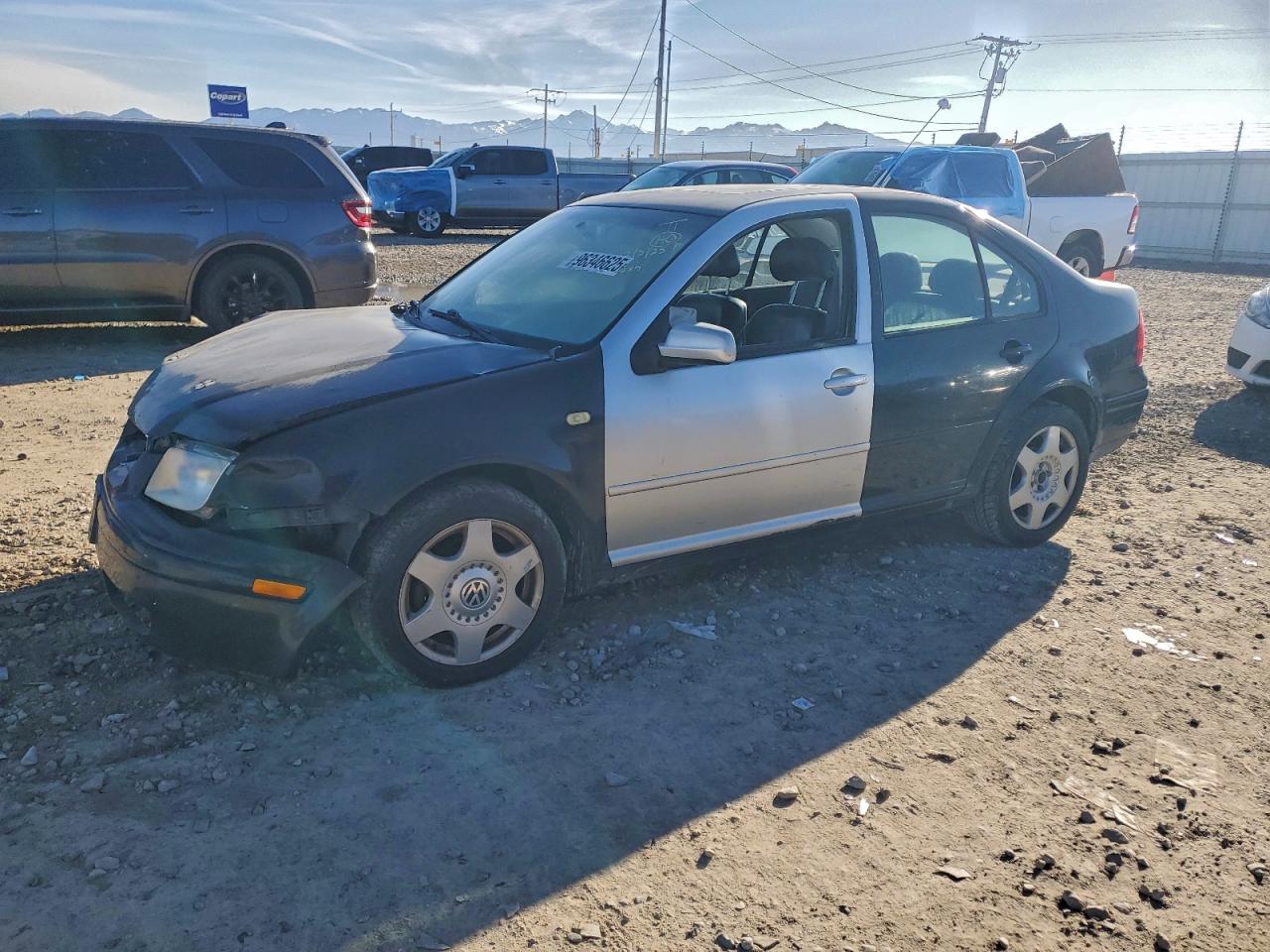 Salvage Volkswagen Jetta Image