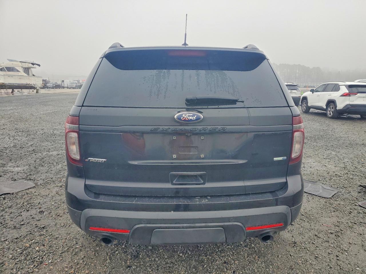 Ford Explorer Sport