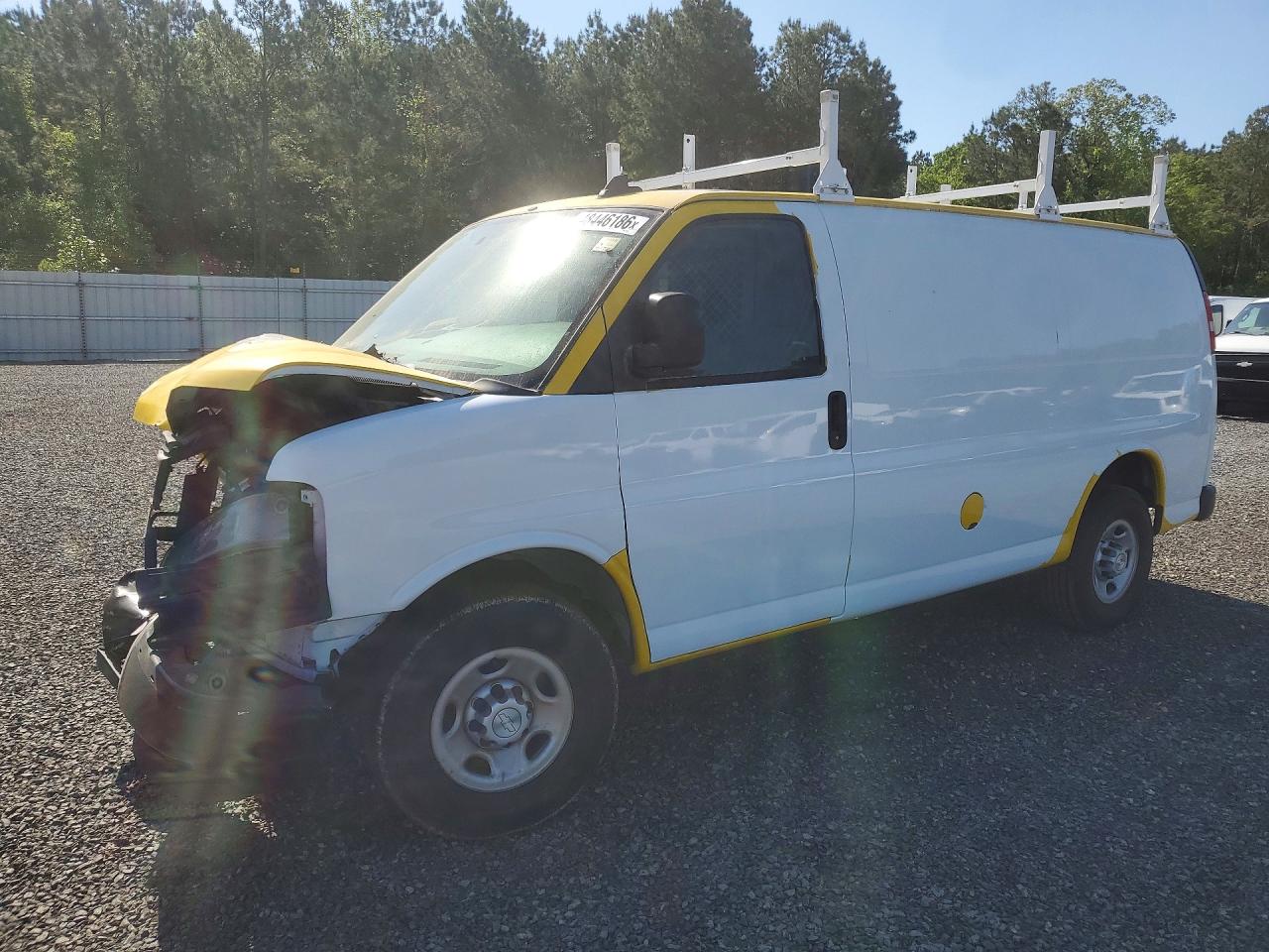 Salvage Chevrolet Express Image
