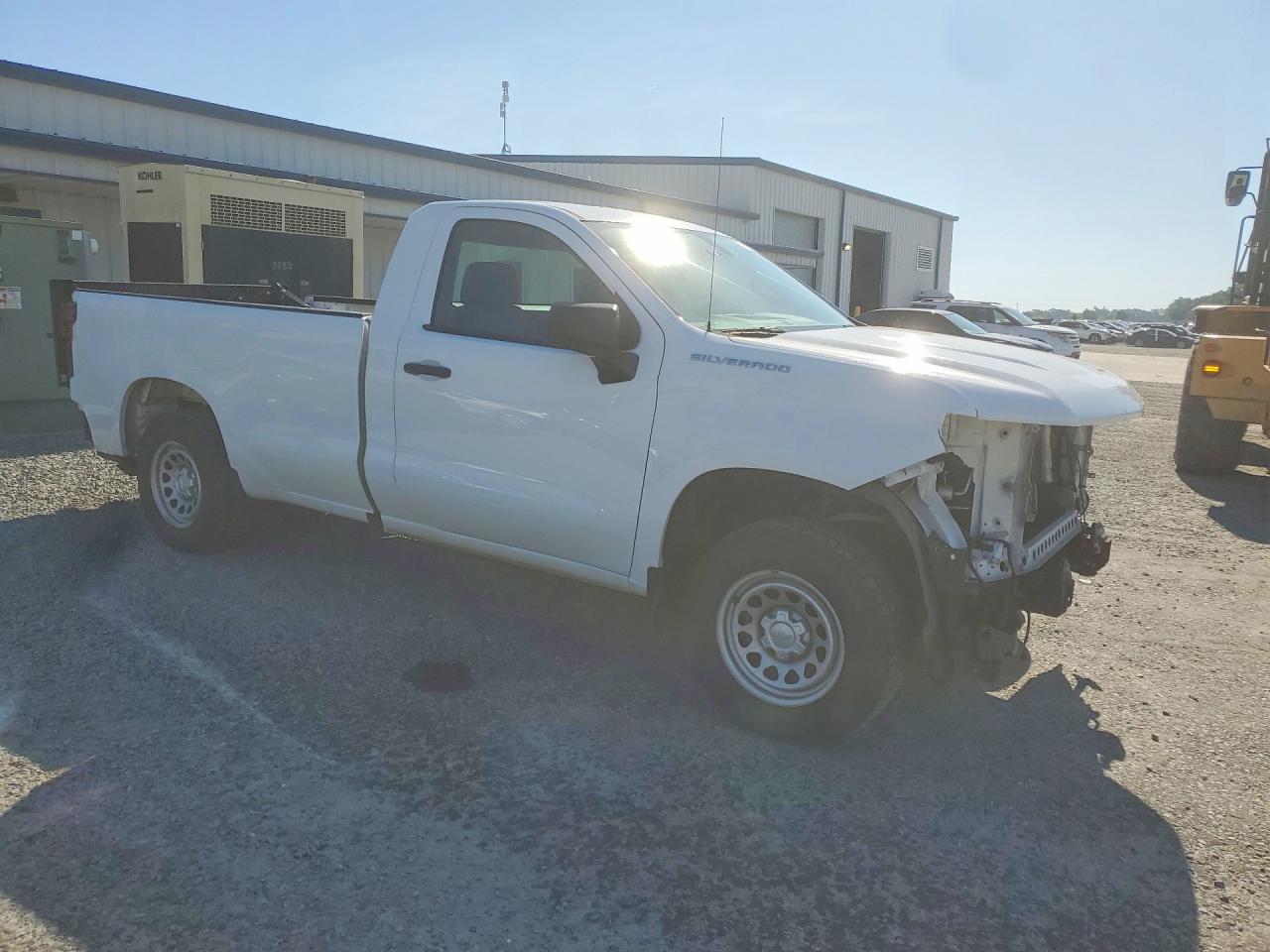 Chevrolet Silverado C1500