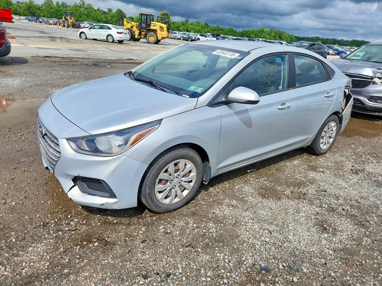Salvage Hyundai ACCENT Image
