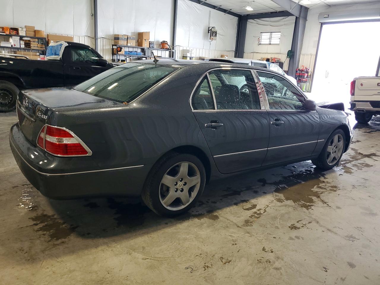 Lexus LS 430