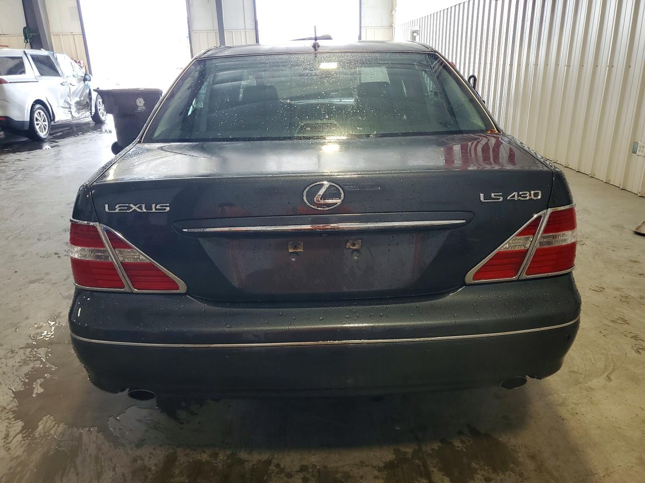 Lexus LS 430