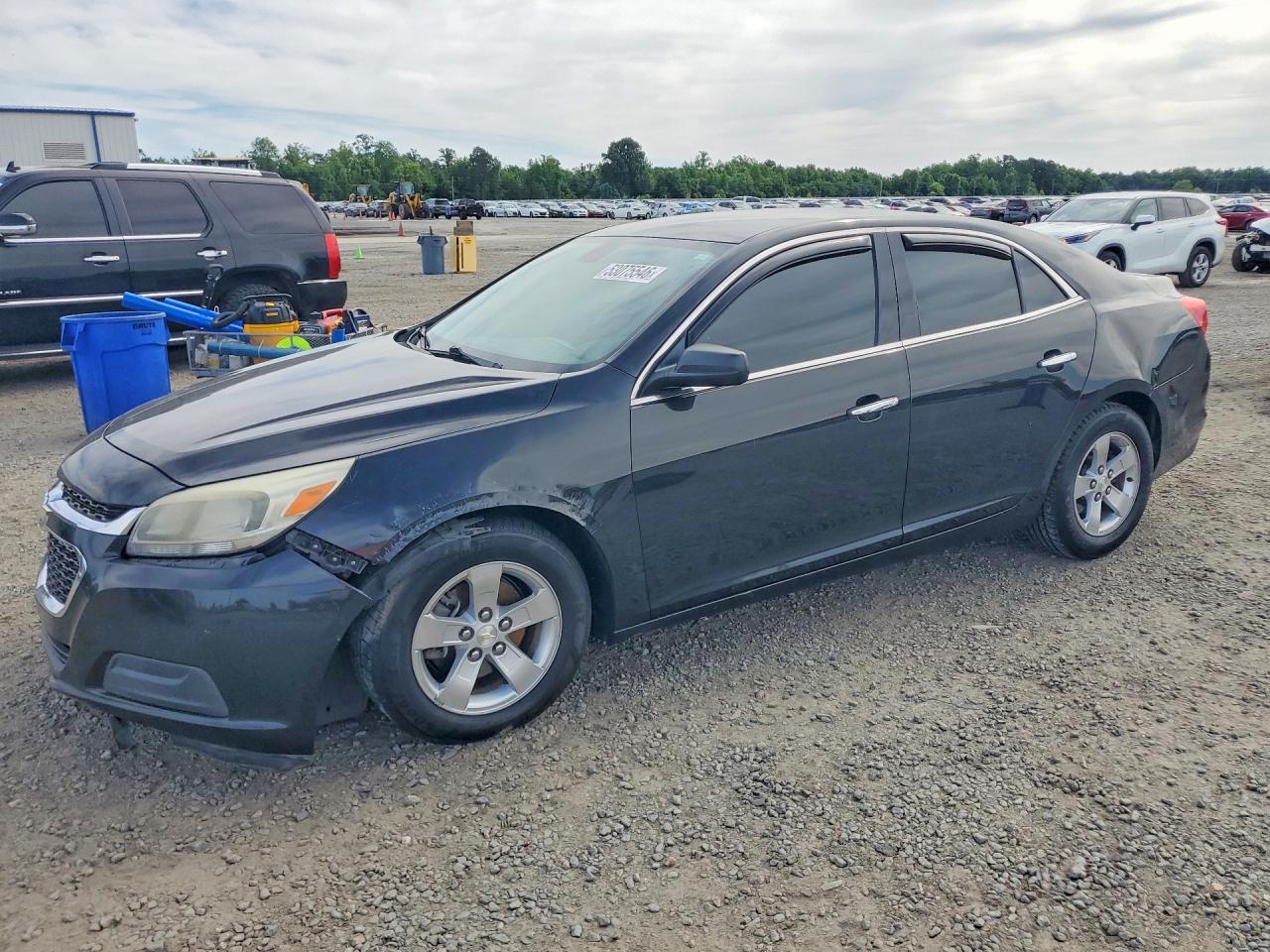 Salvage Chevrolet Malibu Image