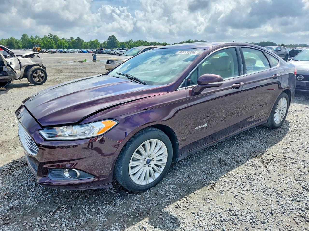 Salvage Ford Fusion Image