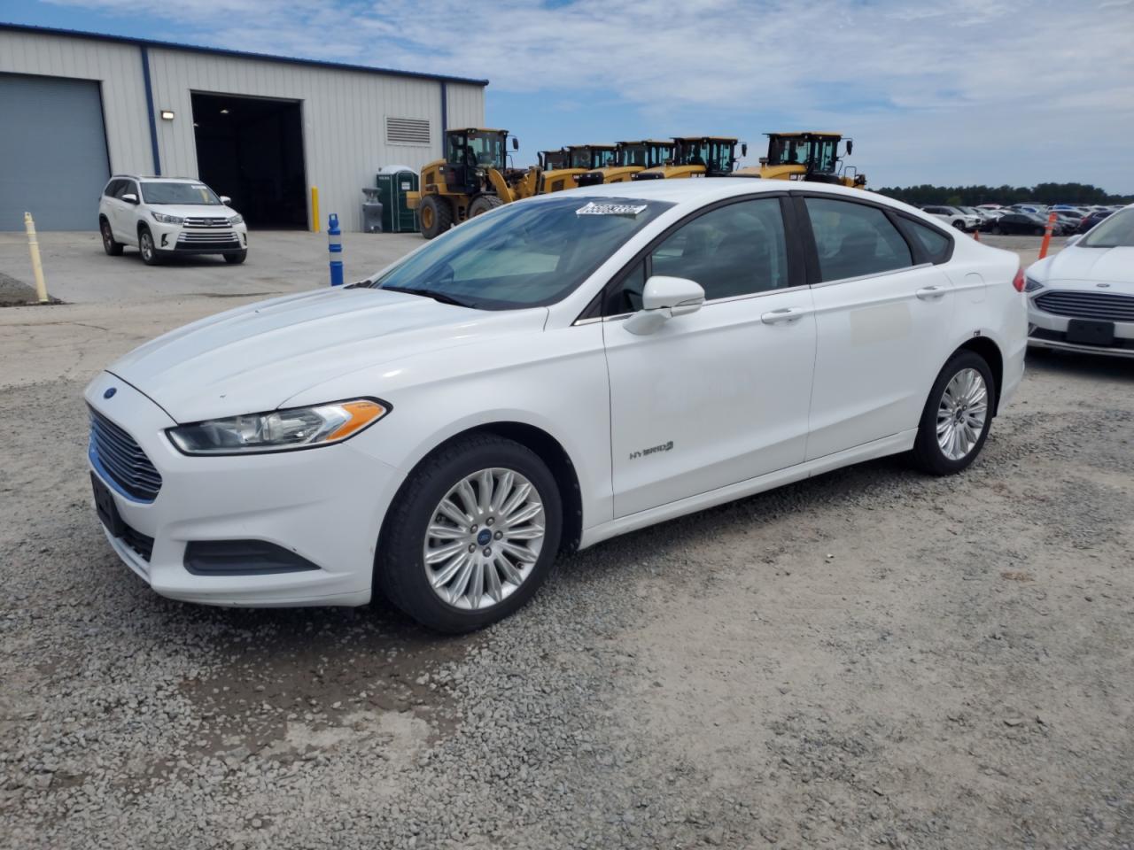 Salvage Ford Fusion Image