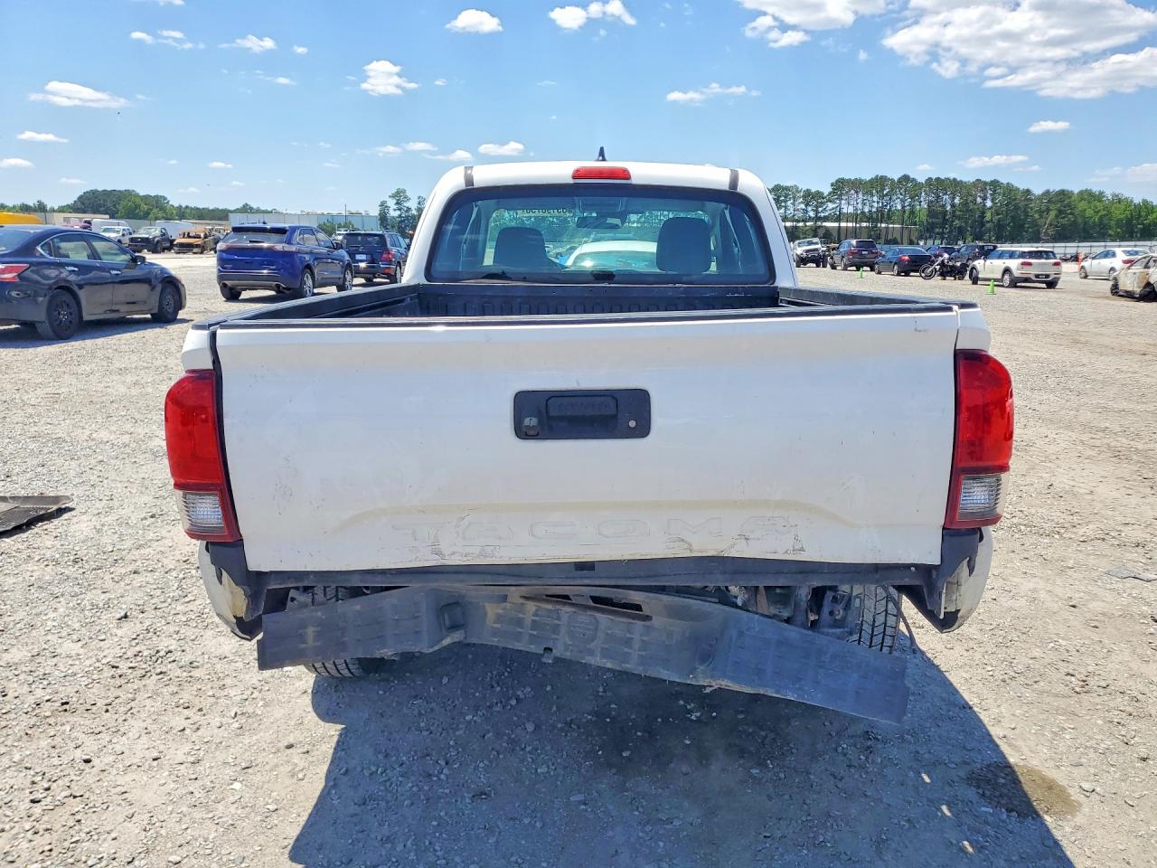 Toyota Tacoma Sr