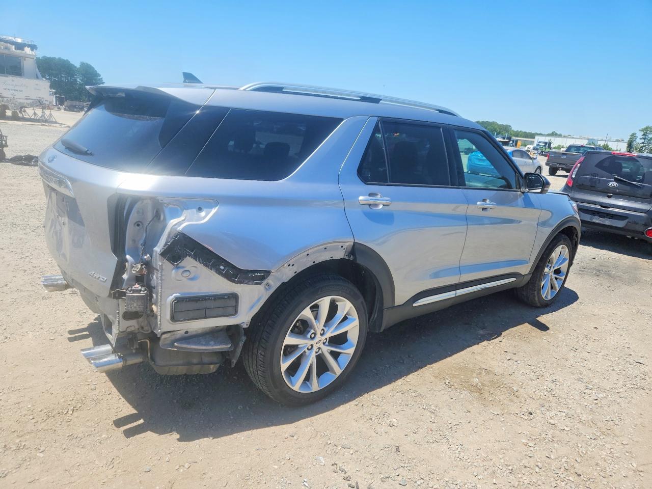 Ford Explorer Platinum