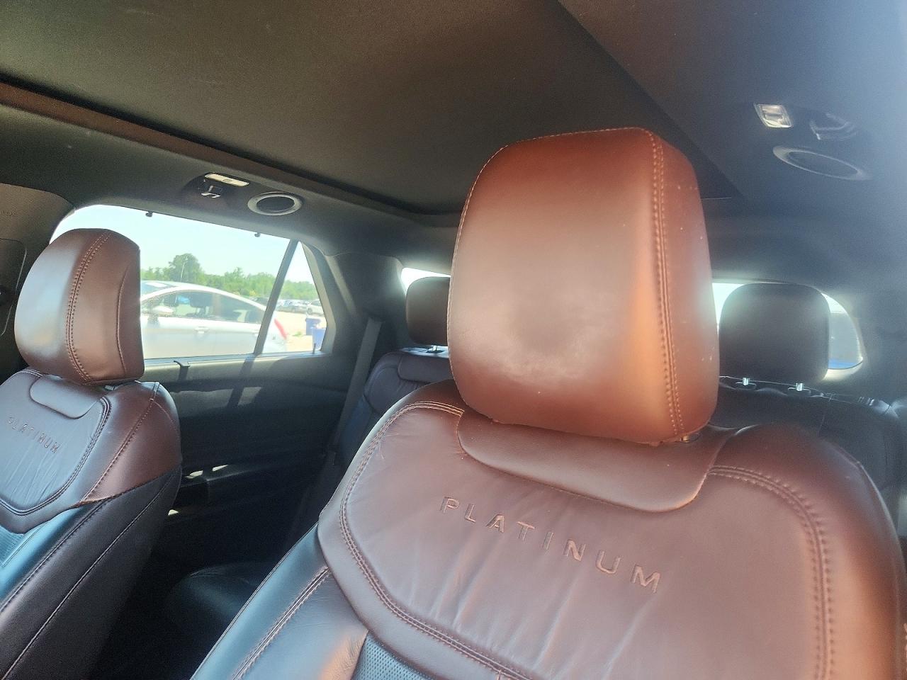 Ford Explorer Platinum
