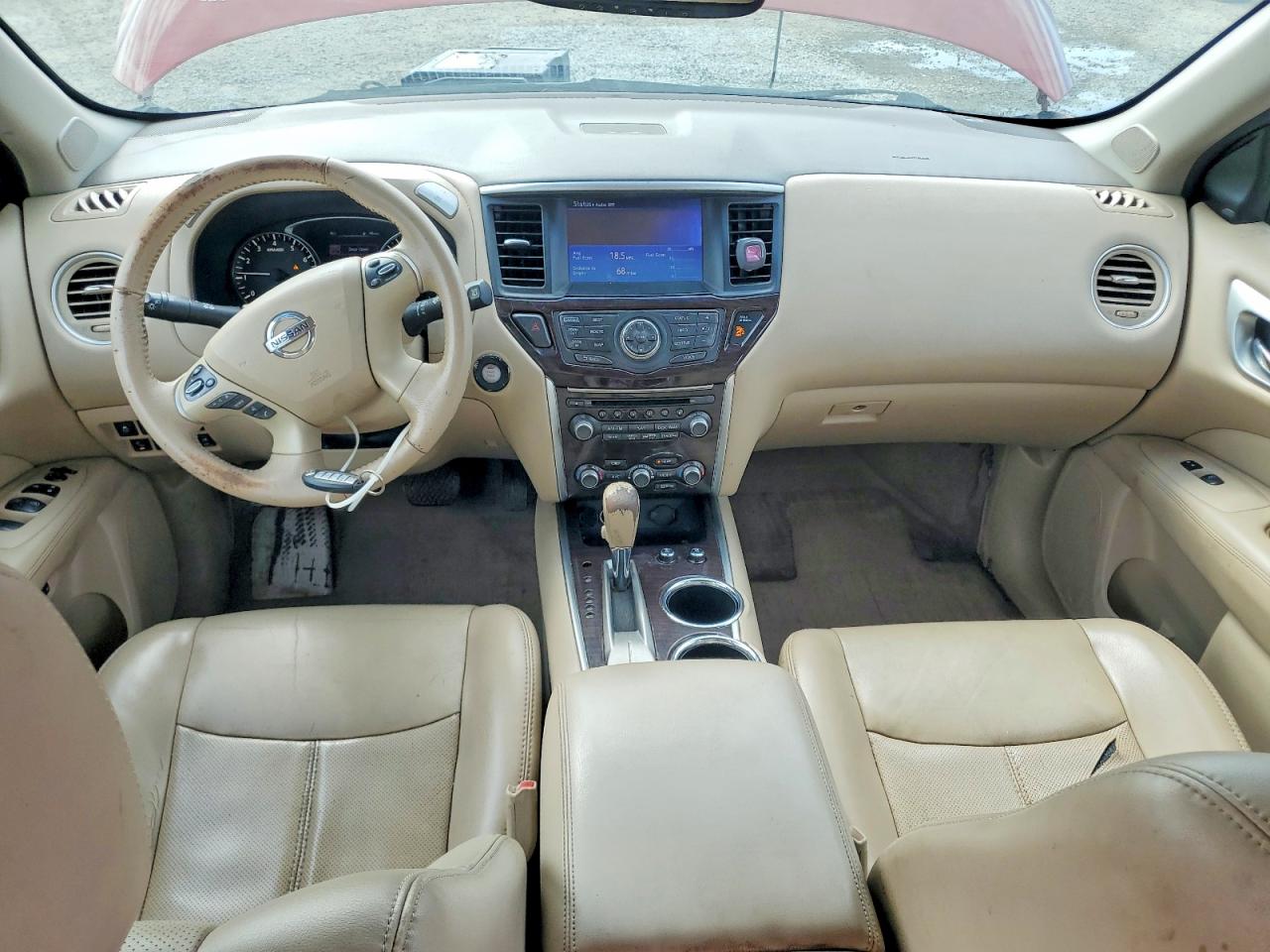 Nissan Pathfinder Platinum