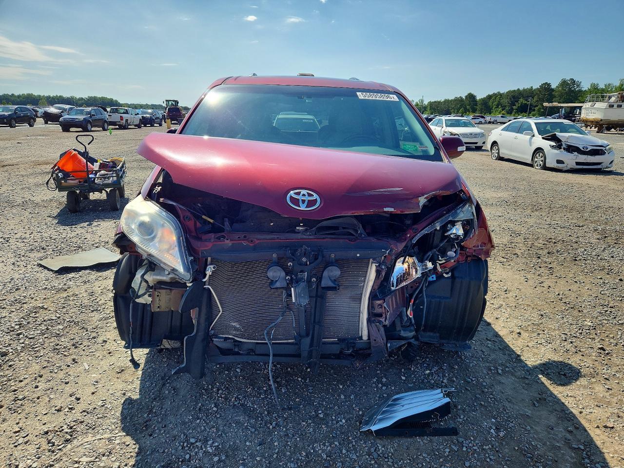 Toyota Sienna Limited 7-passenger