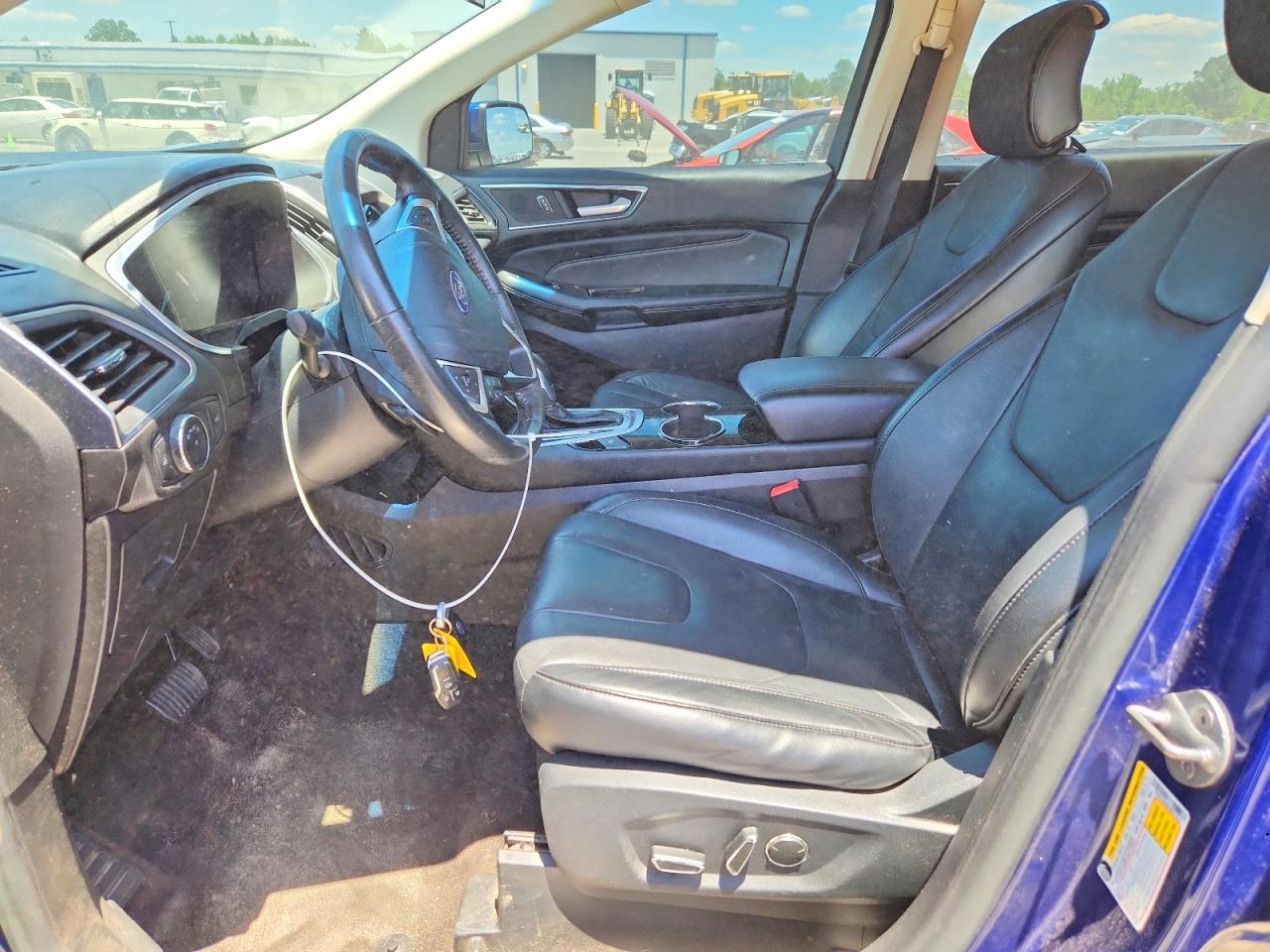 Ford Edge Titanium