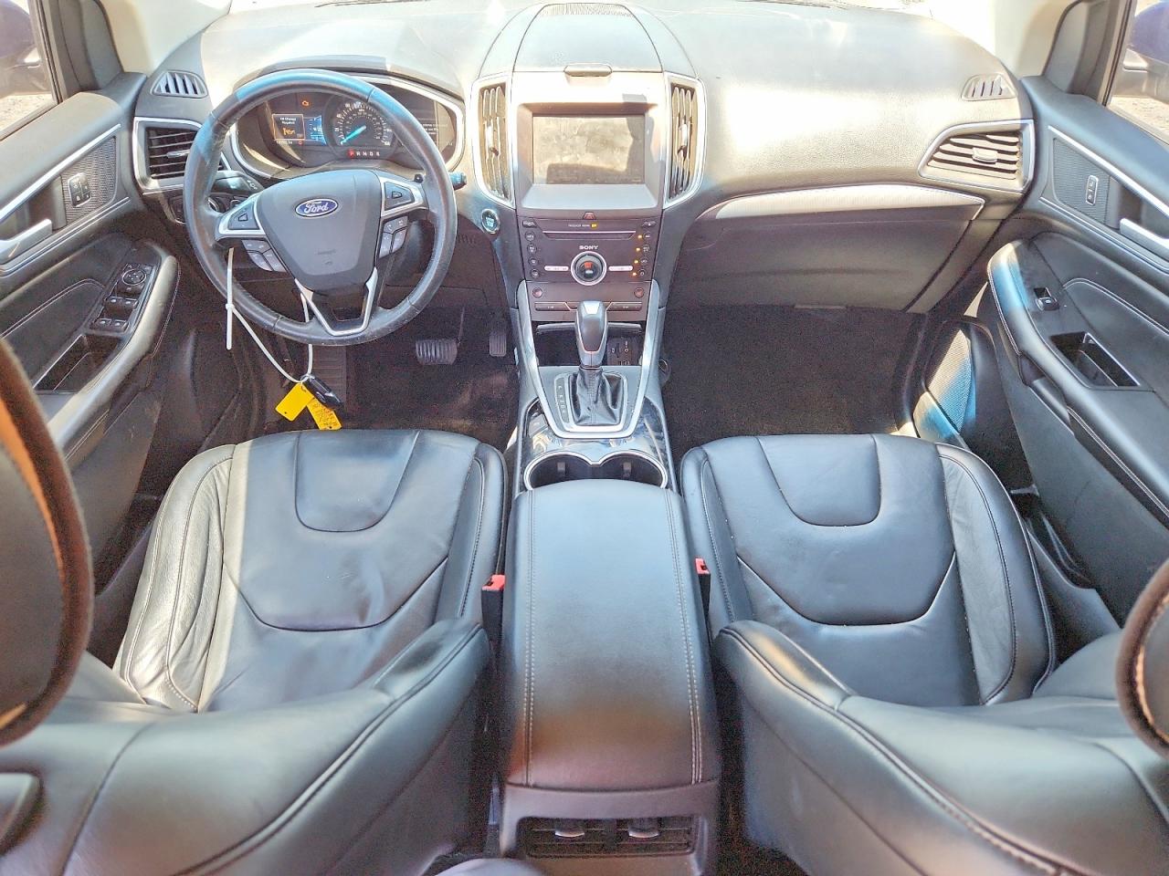 Ford Edge Titanium