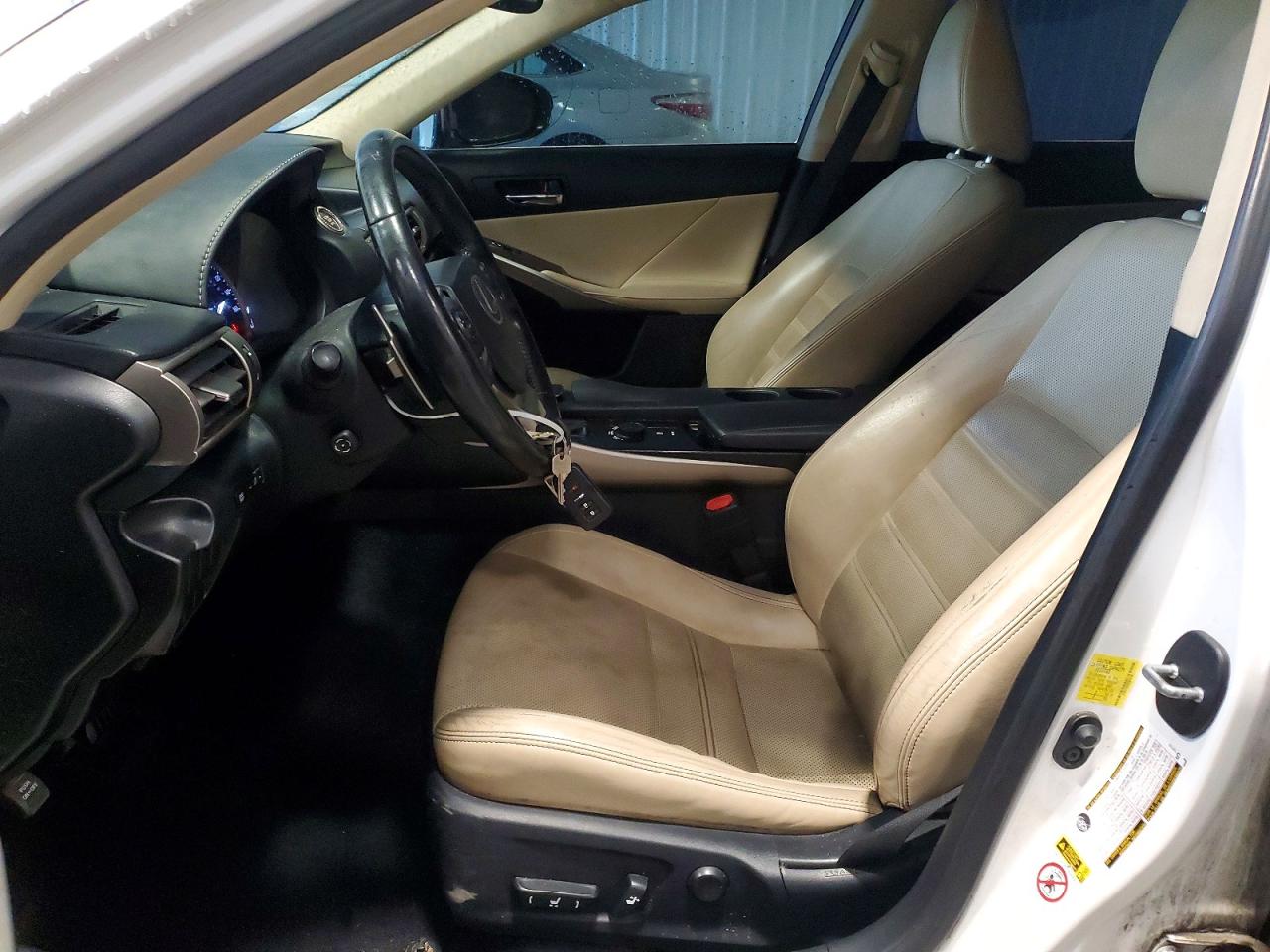 Lexus Is Base