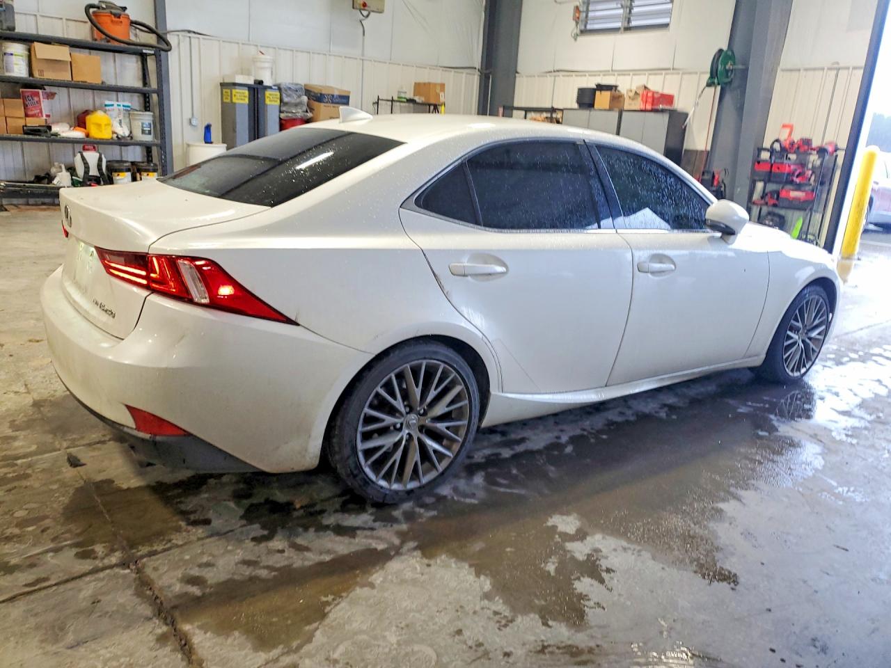 Lexus Is Base