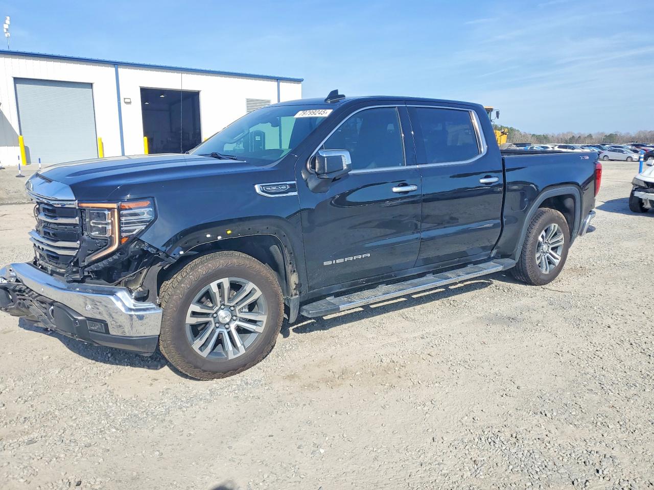 Salvage GMC Sierra Image