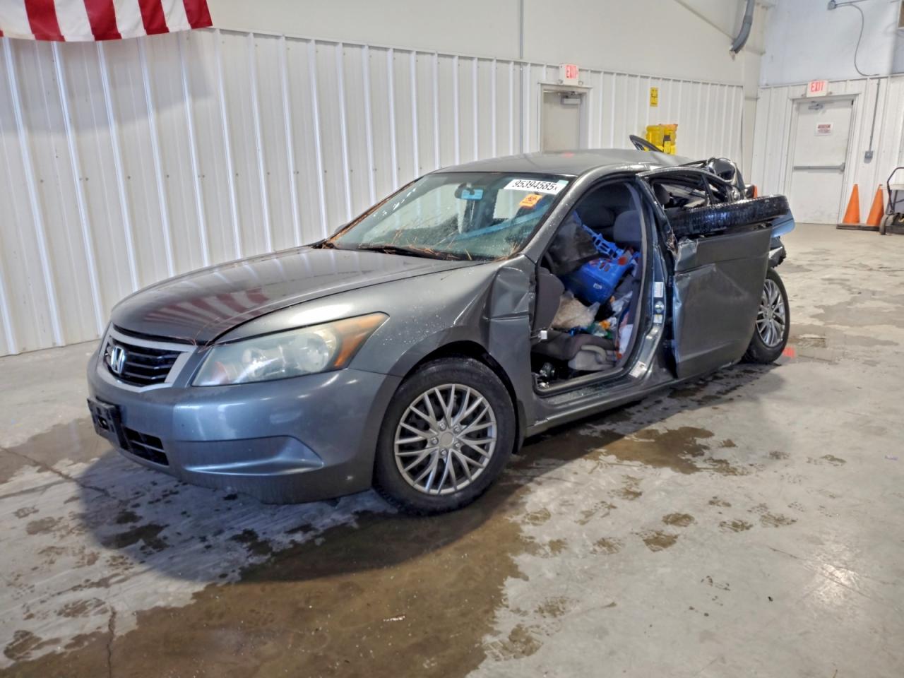 Salvage Honda Accord Image