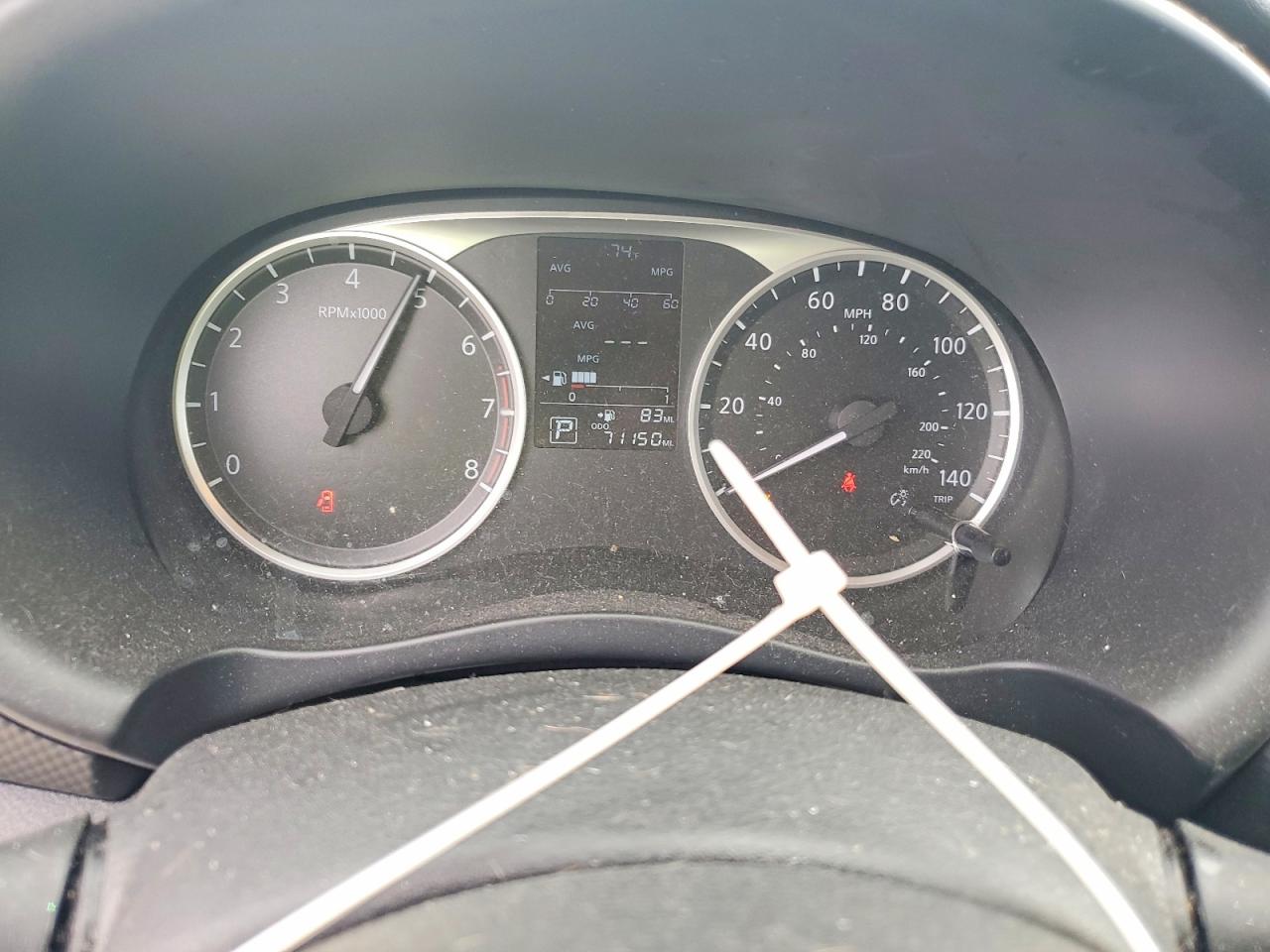 Nissan Kicks S