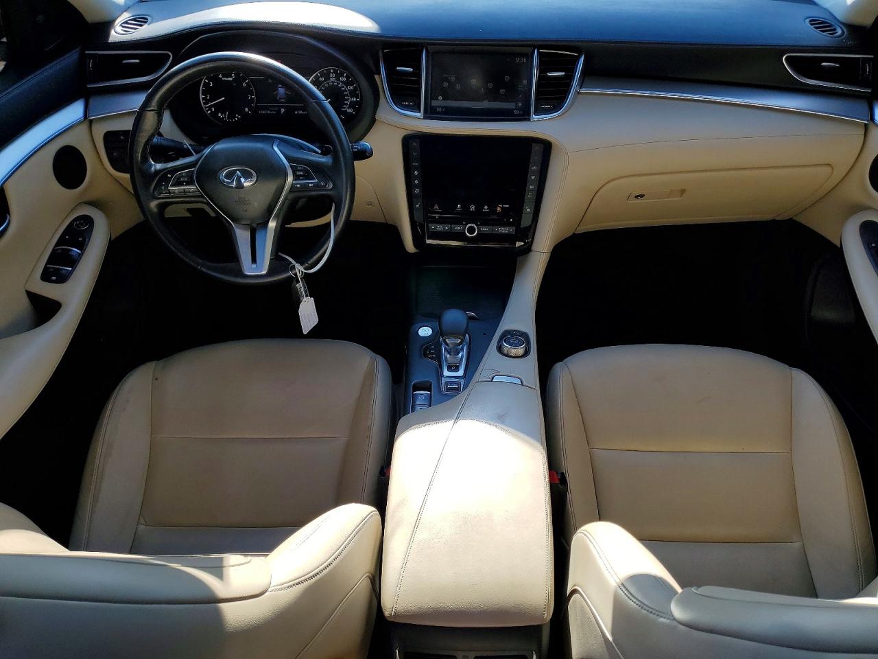 INFINITI Qx Luxe