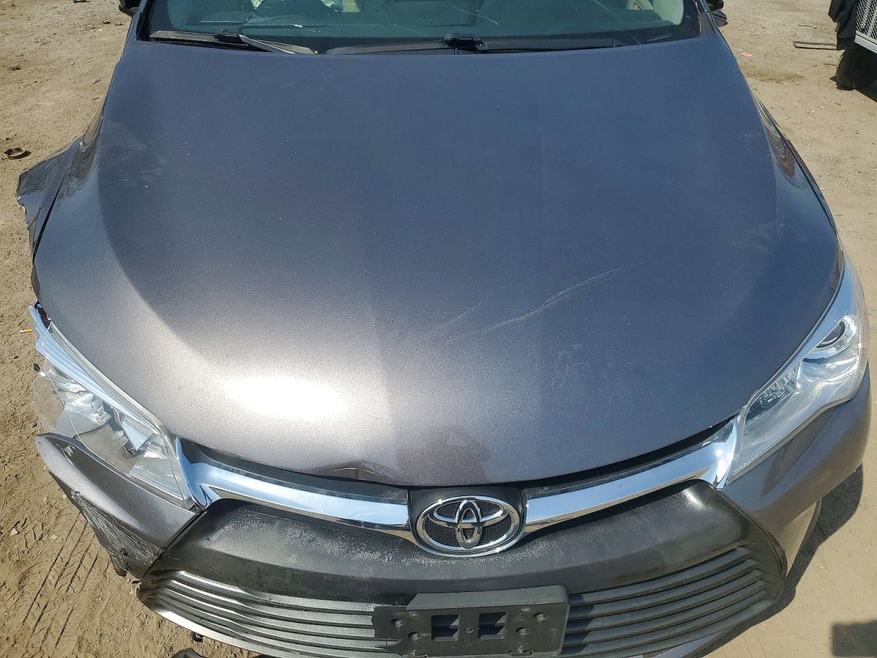 Toyota Camry Xle