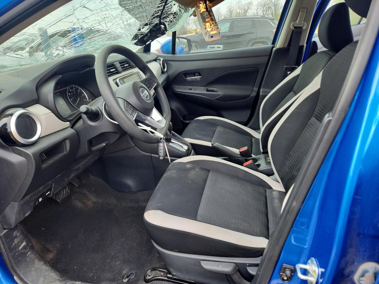 Nissan Versa Sv