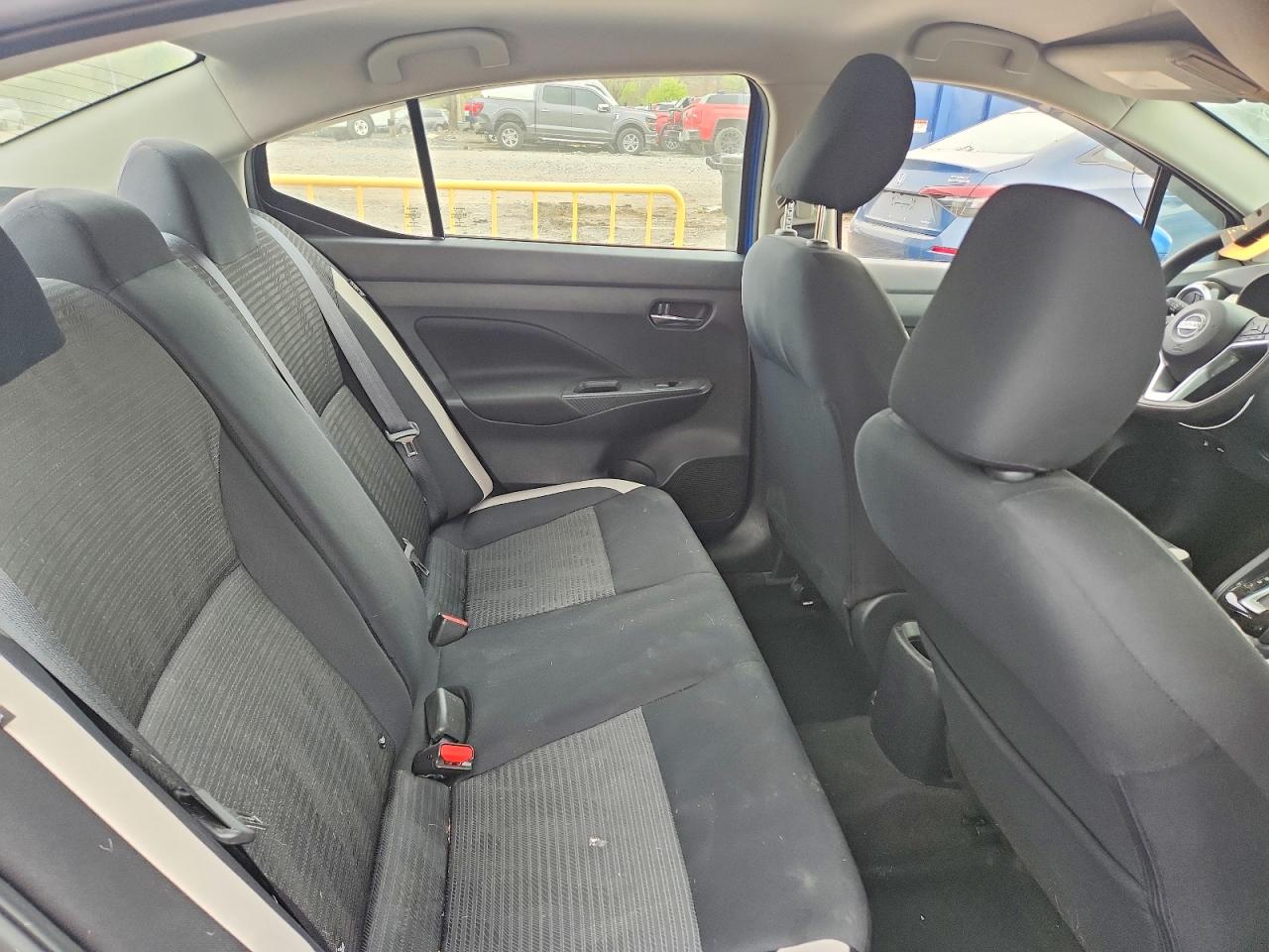 Nissan Versa Sv