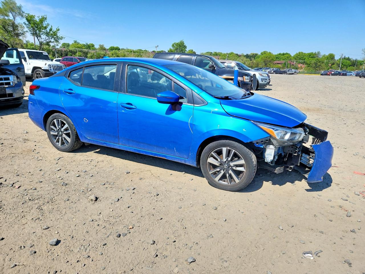 Nissan Versa Sv
