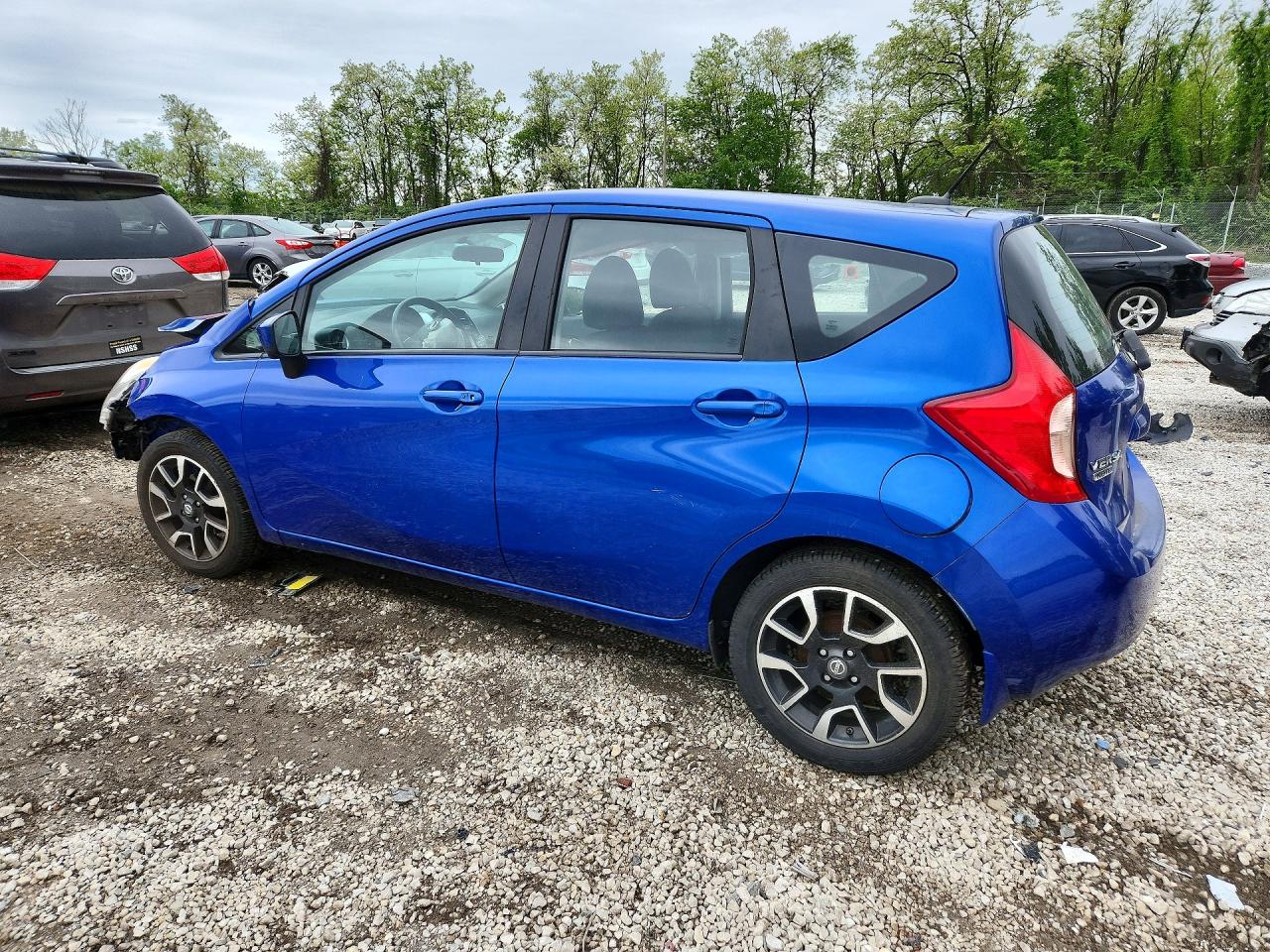 Nissan Versa S