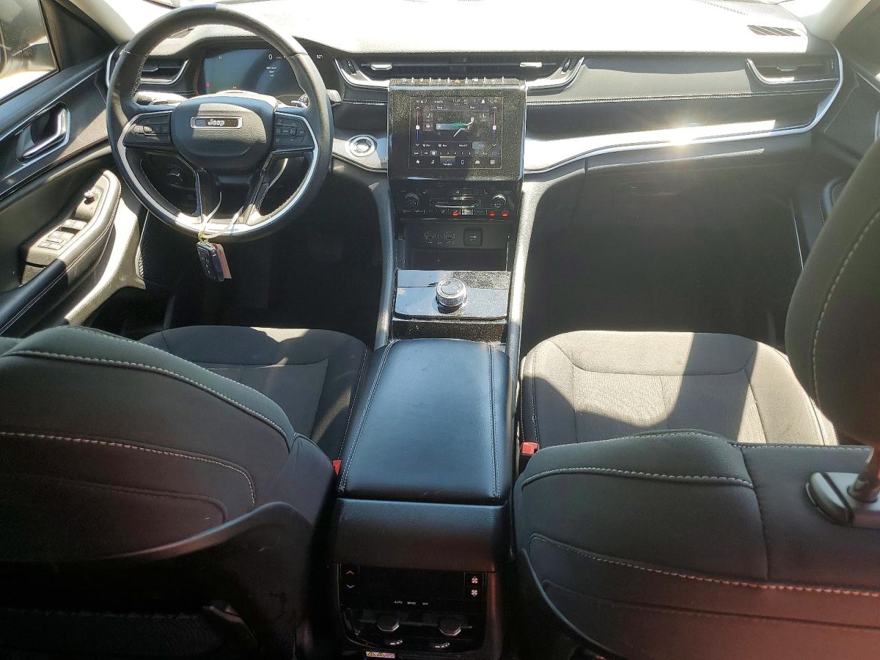 Jeep Grand Cherokee L Laredo