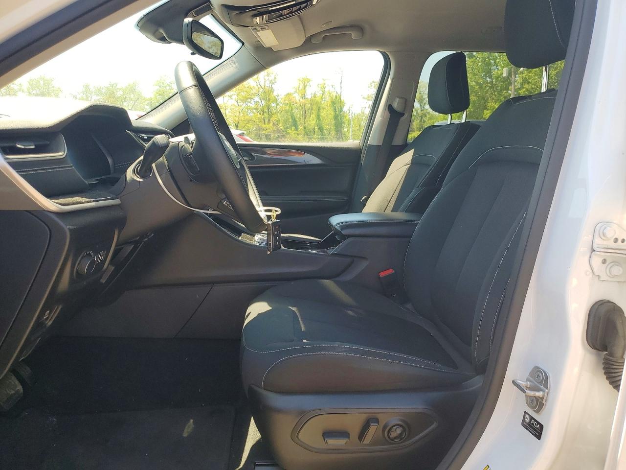 Jeep Grand Cherokee L Laredo